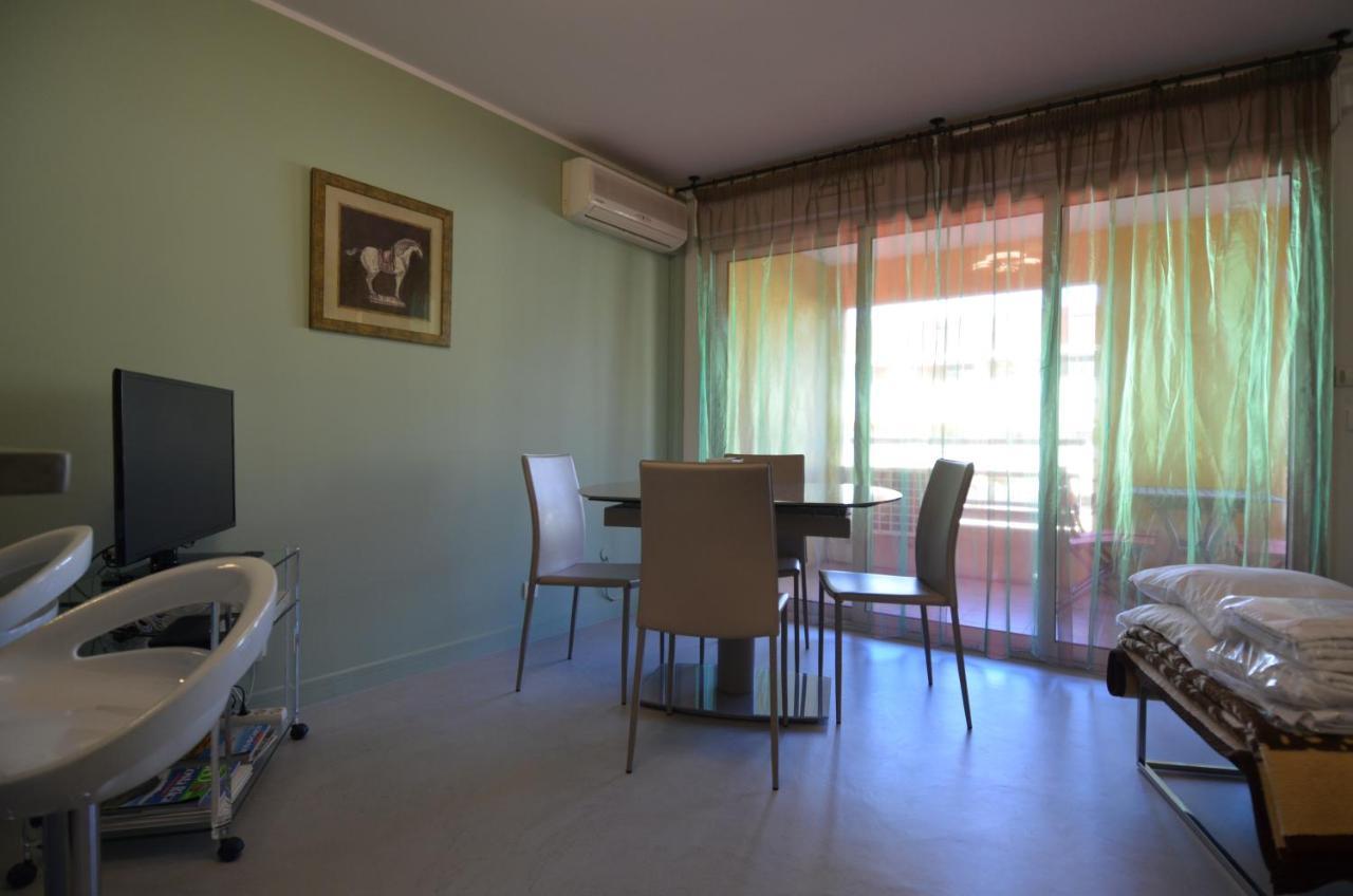 Appartement 3 Personnes Avec Coin Nuit Avec Terrasse Et Parking Quartier Du Port De Nice 尼斯 外观 照片